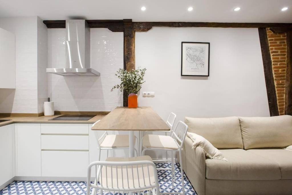 Etxeburu Apartment Bilbao Luaran gambar