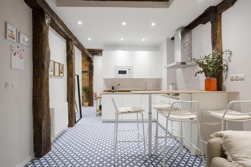 Etxeburu Apartment Bilbao Luaran gambar